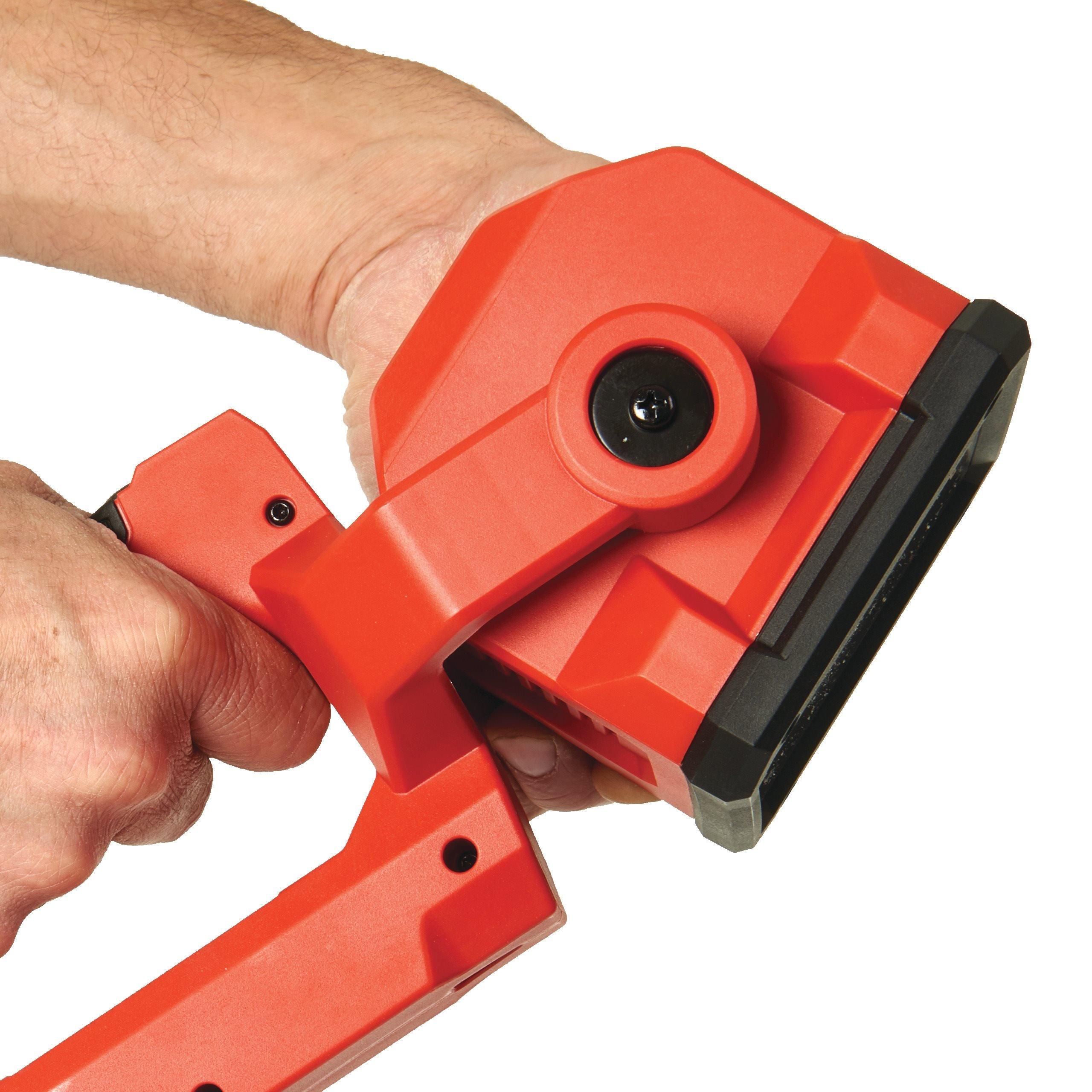 Фонарь Milwaukee M18 SLED-0 (4933459159)