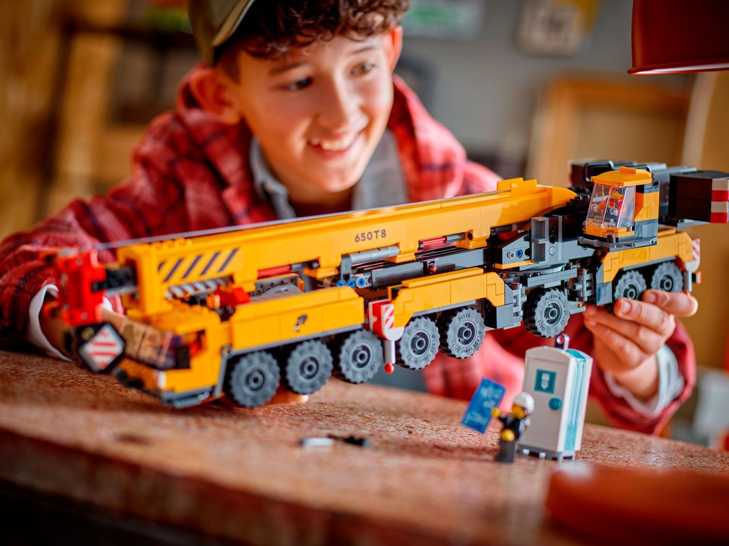 Конструктор Lego City Желтый передвижной строительный кран (60409)