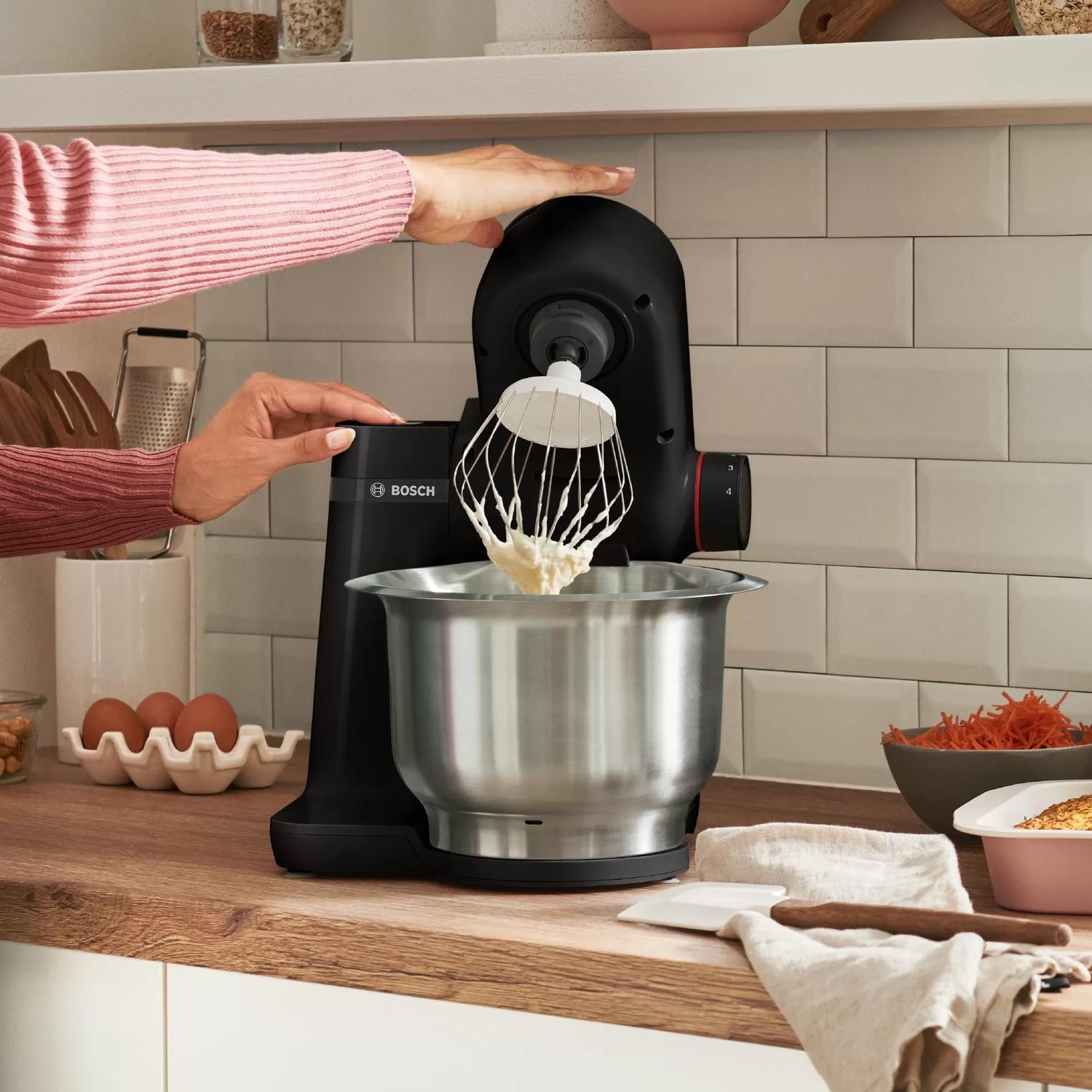 Кухонный комбайн Bosch MUMS2EB01 черный