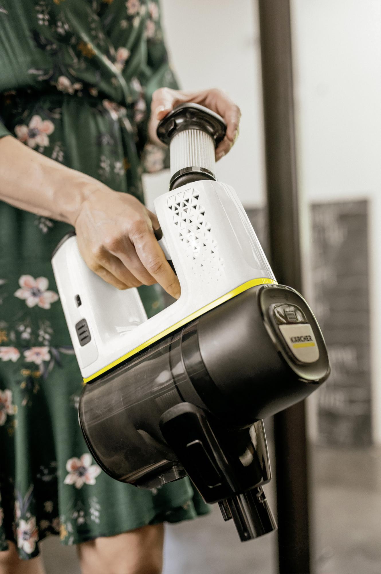 Пылесос Karcher VC 6 Cordless ourFamily Pet (1.198-673.0)