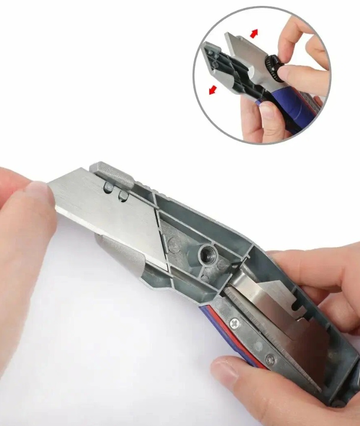 Нож строительный WorkPro WP213013