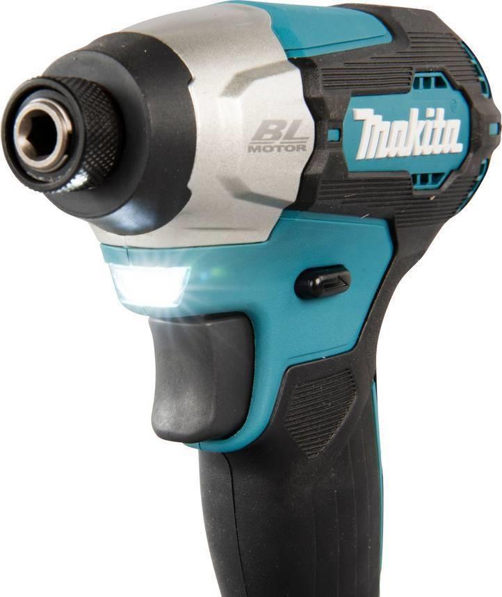 Шуруповерт Makita DTD157RTJ