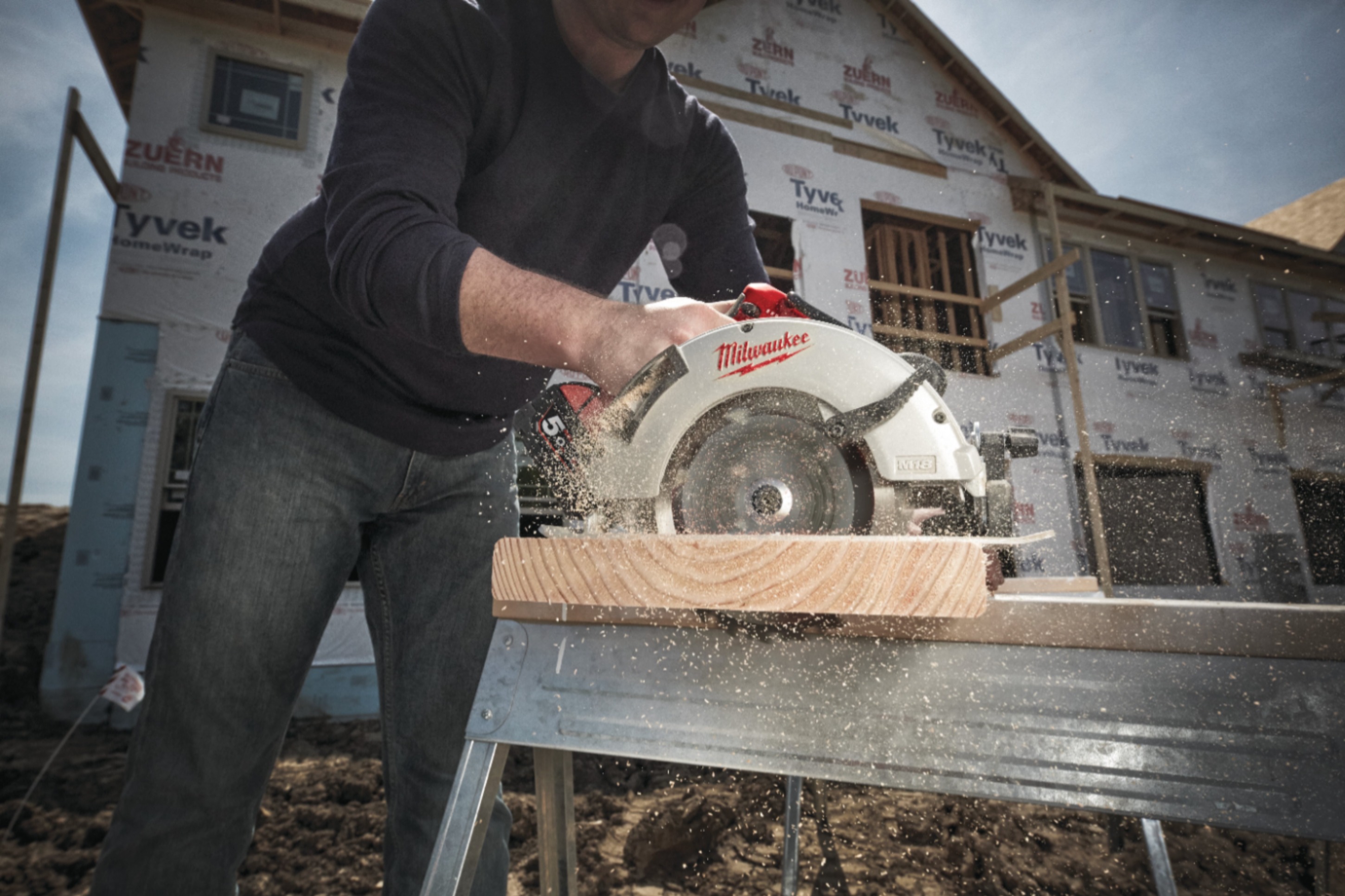 Дисковая (циркулярная) пила Milwaukee M18 BLCS66-502X (4933464590)