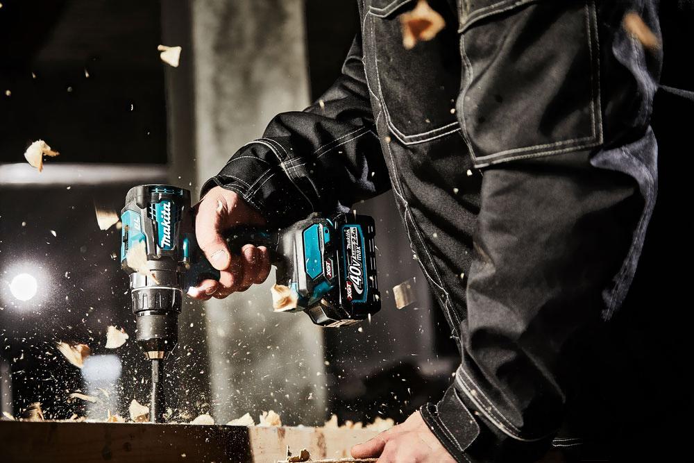 Дрель-шуруповерт Makita DF001GD201