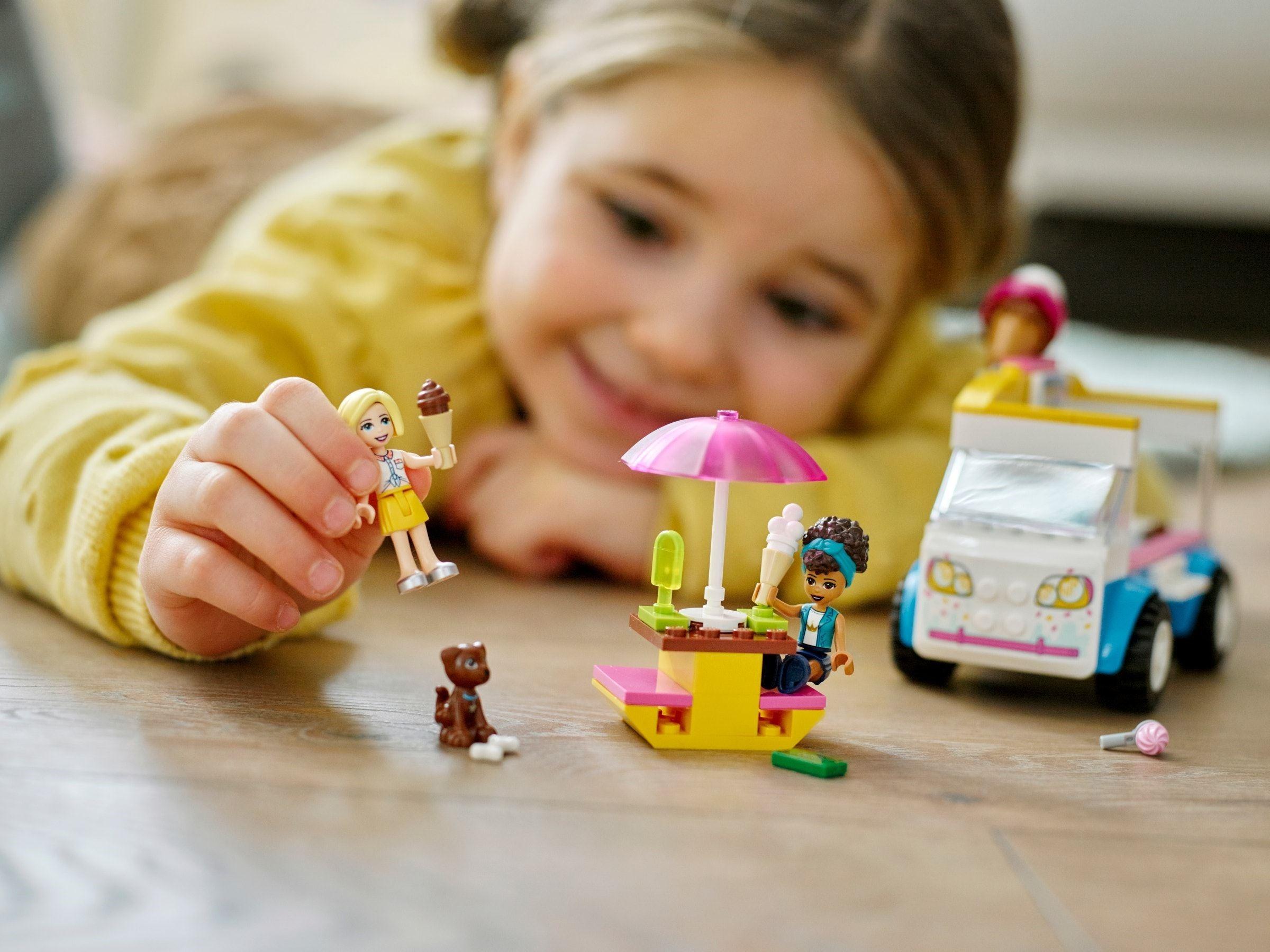 Конструктор Lego Friends Фургон с мороженым (41715)
