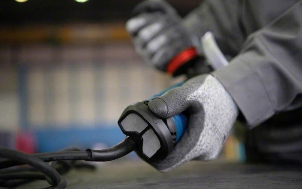 Угловая шлифмашина Bosch GWS 17-125 S (06017D0300)