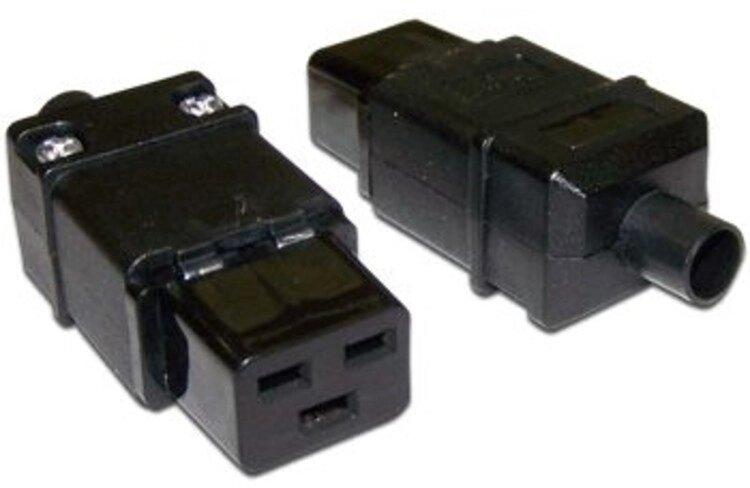 Вилка электрическая Lanmaster LAN-IEC-320-C19 черный