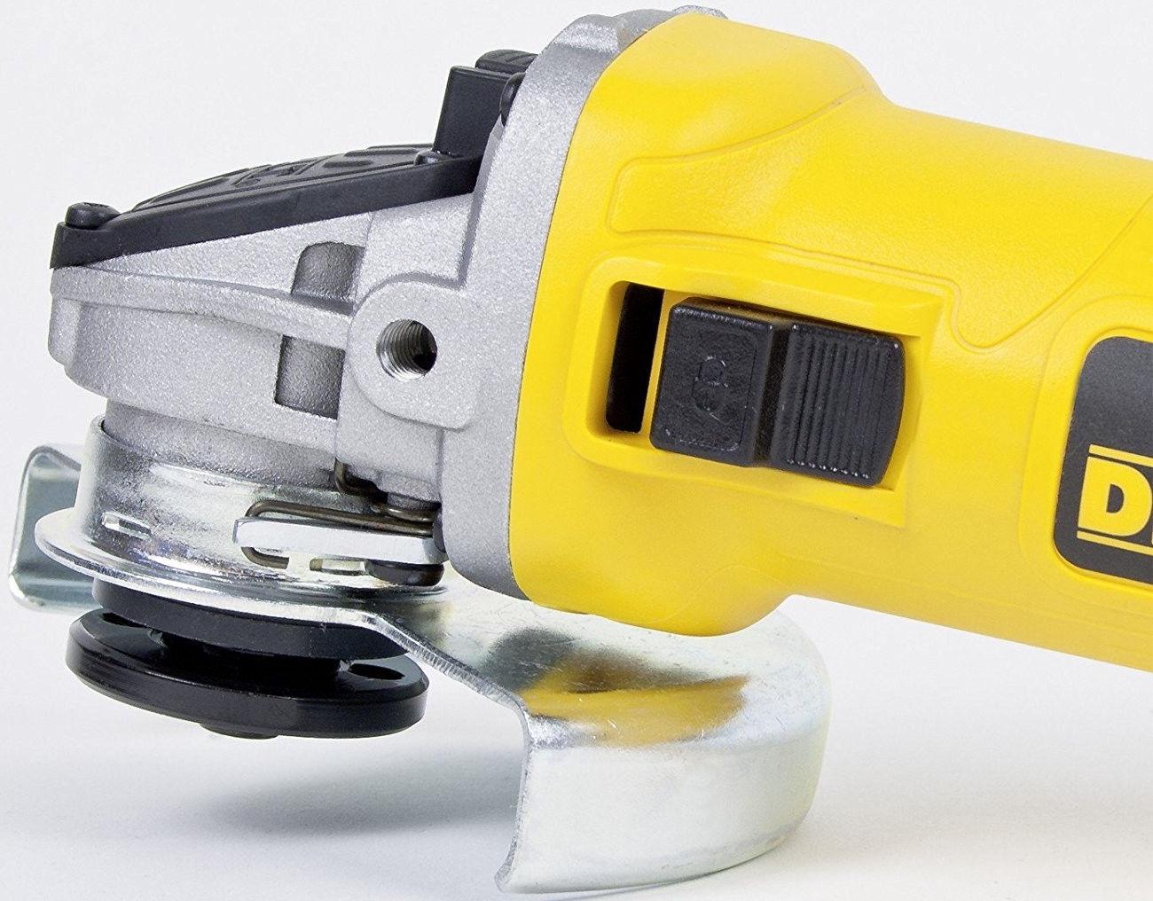 Угловая шлифмашина DeWalt DWE4057-QS