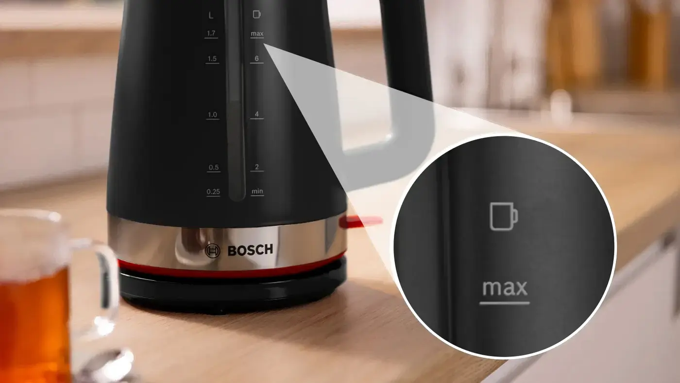 Электрочайник Bosch TWK4M223 черный