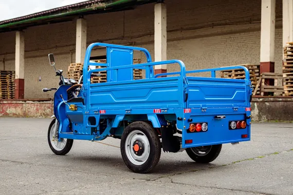 Электротрицикл грузовой AVM Cargo 1500