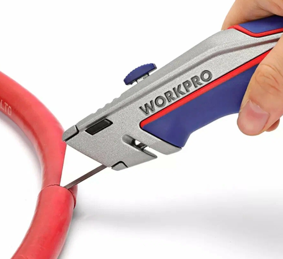 Нож строительный WorkPro WP213014