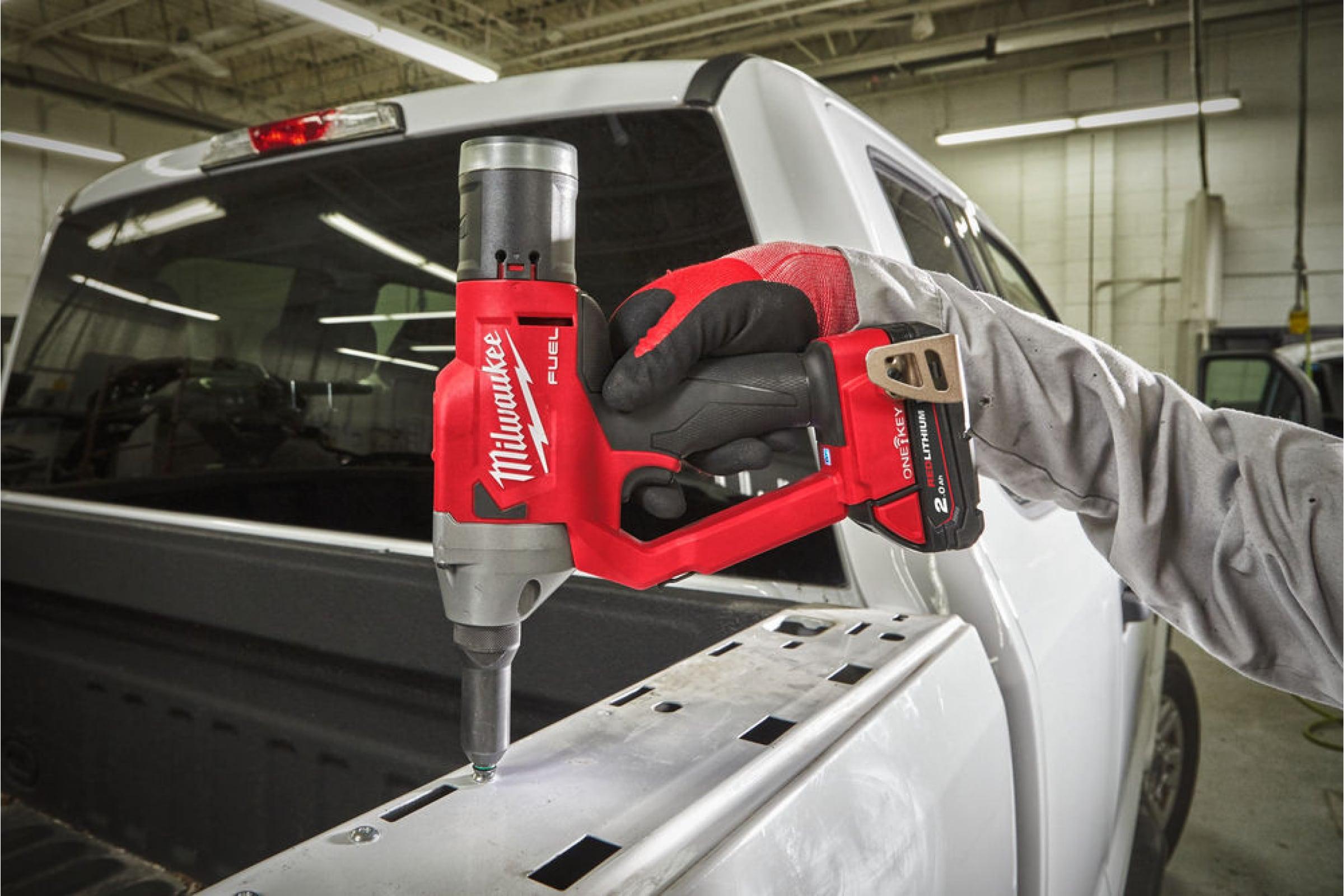 Аккумуляторный заклепочник Milwaukee M18 ONEFPRT-0X (4933478601)