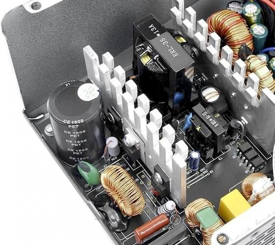 Блок питания Thermaltake ATX Litepower RGB 550 550W (PS-LTP-0550NHSANE-1)