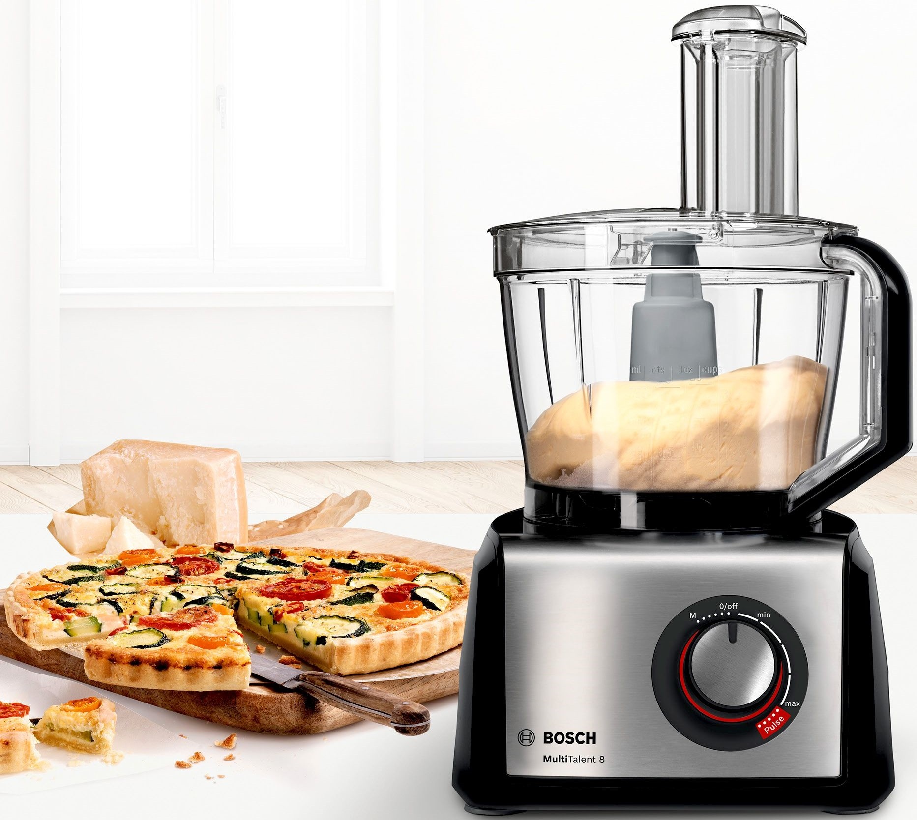 Кухонный комбайн Bosch MC812M844