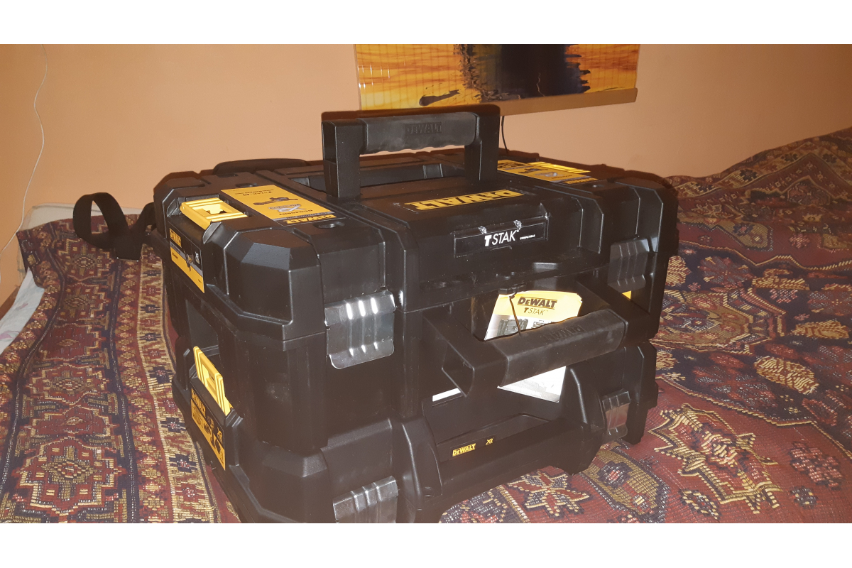 Угловая шлифмашина DeWalt DCG405NT
