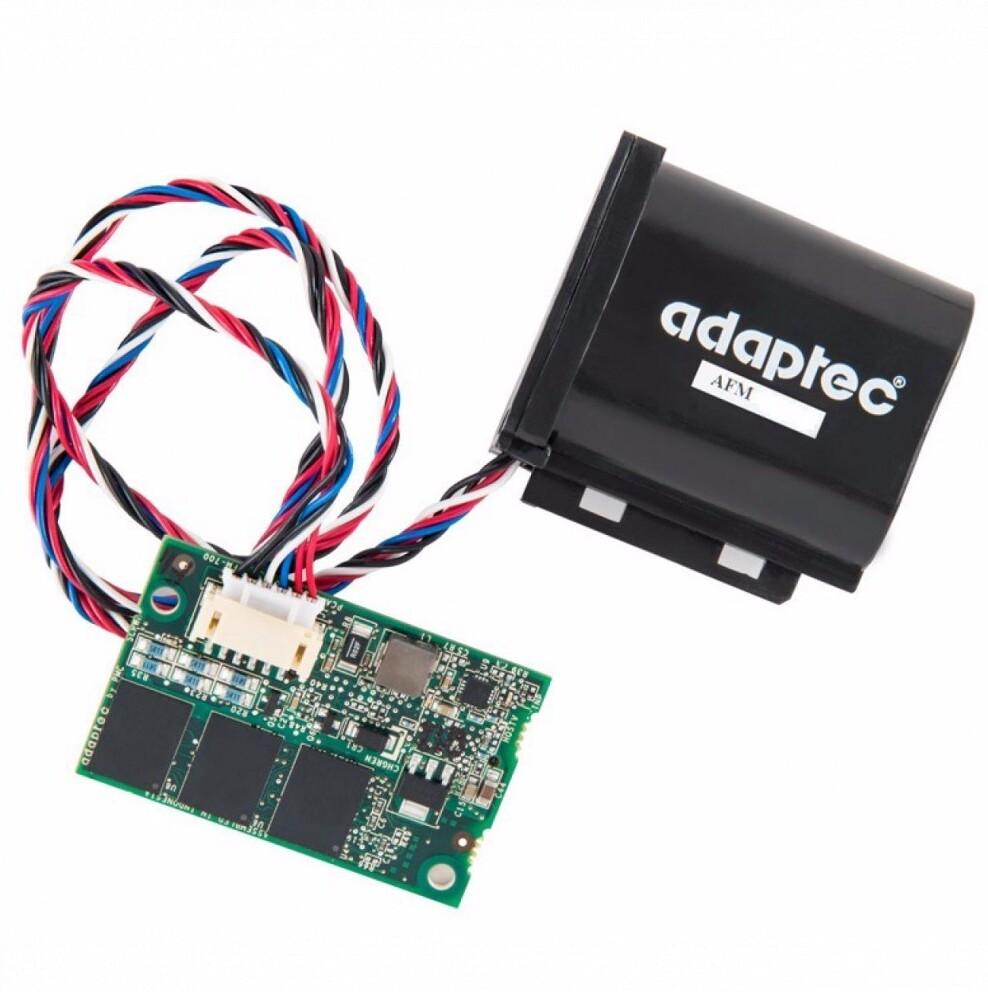 Модуль резервного сохранения данных из кэша RAID контроллера в комплекте с суперконденсатором Adaptec 2275400-R