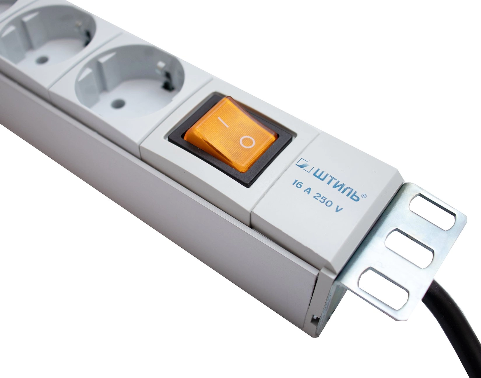 Блок распределения питания Штиль PDU-8xSchuko-С20