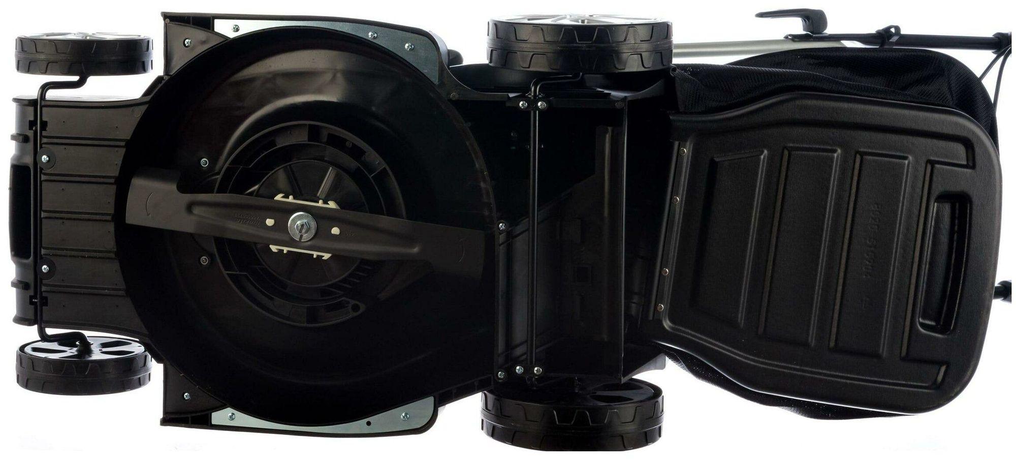 Газонокосилка Makita ELM4120