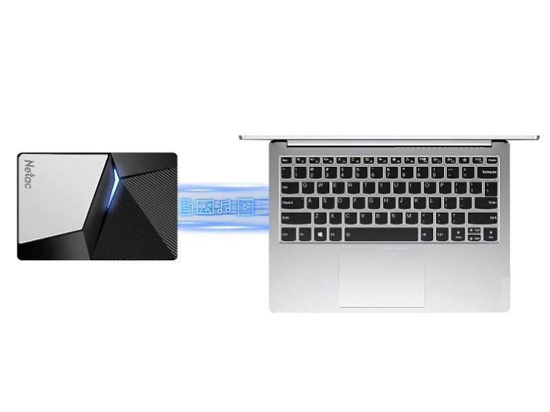 Внешний накопитель Netac Z7S 240GB (NT01Z7S-240G-32BK)