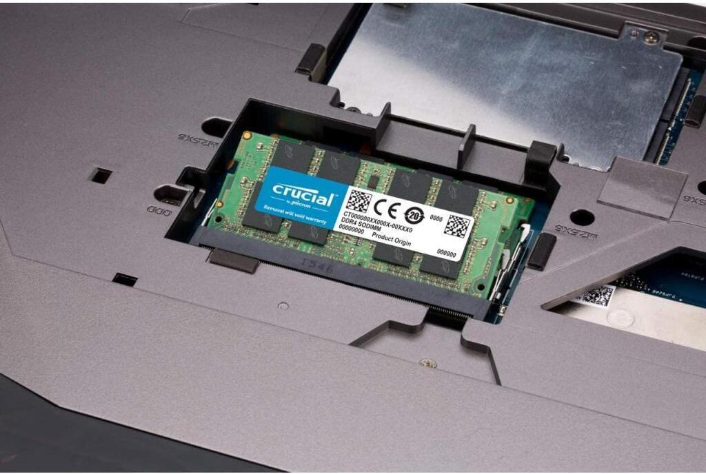 Оперативная память Crucial 32GB DDR4 SODIMM PC4-25600 (CT32G4SFD832A)