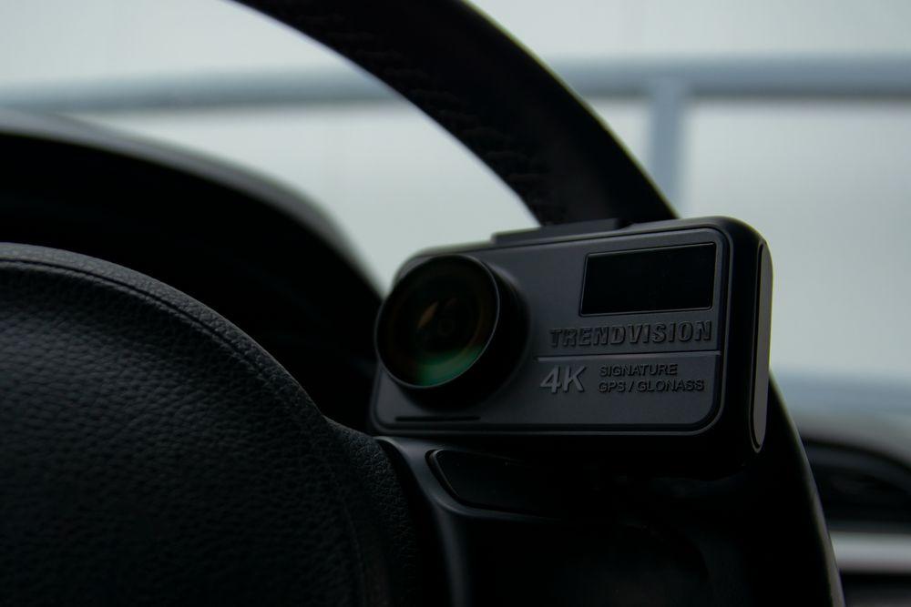 Автомобильный видеорегистратор TrendVision Hybrid Signature Real 4K черный