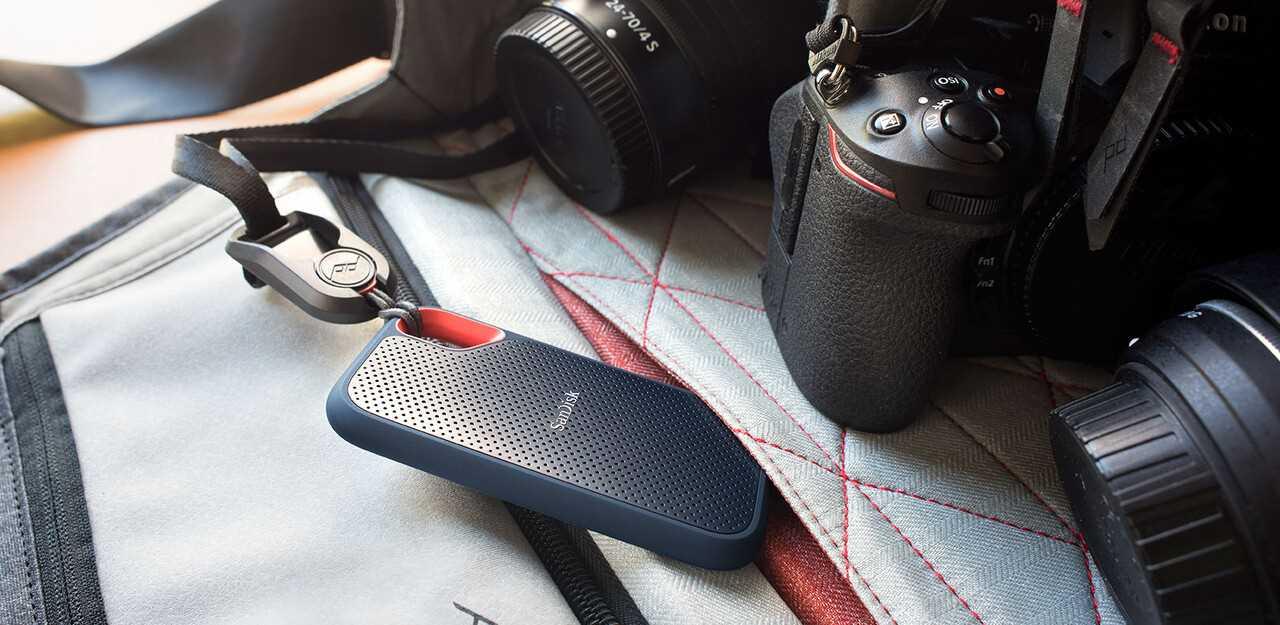 Внешний накопитель SanDisk 4TB SDSSDE61-4T00-G25