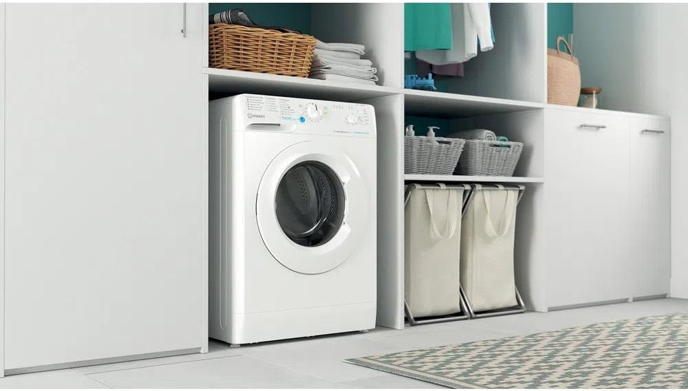Стиральная машина Indesit BWSB 61051 WWV RU