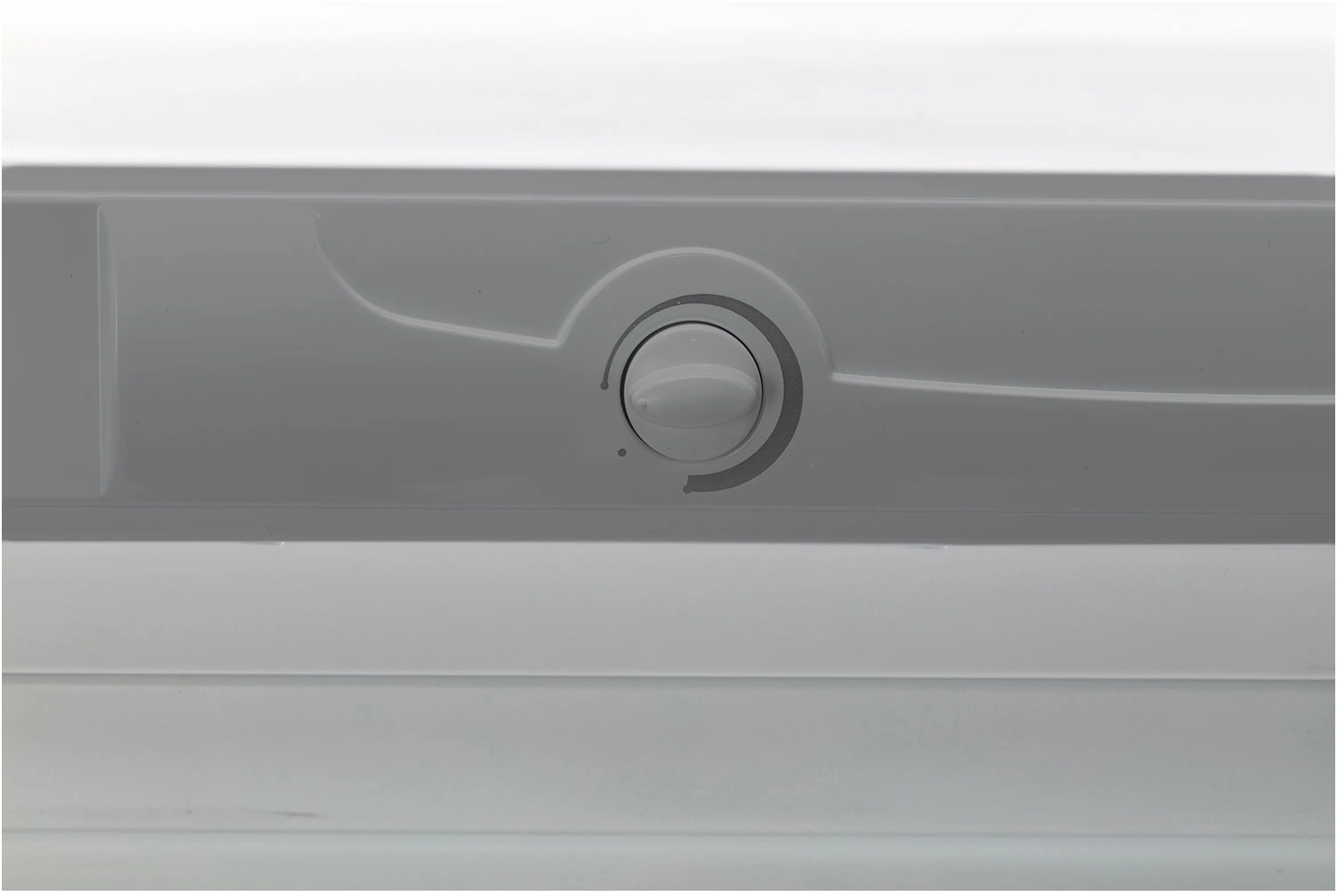 Морозильник Indesit DSZ 4150 G серебристый