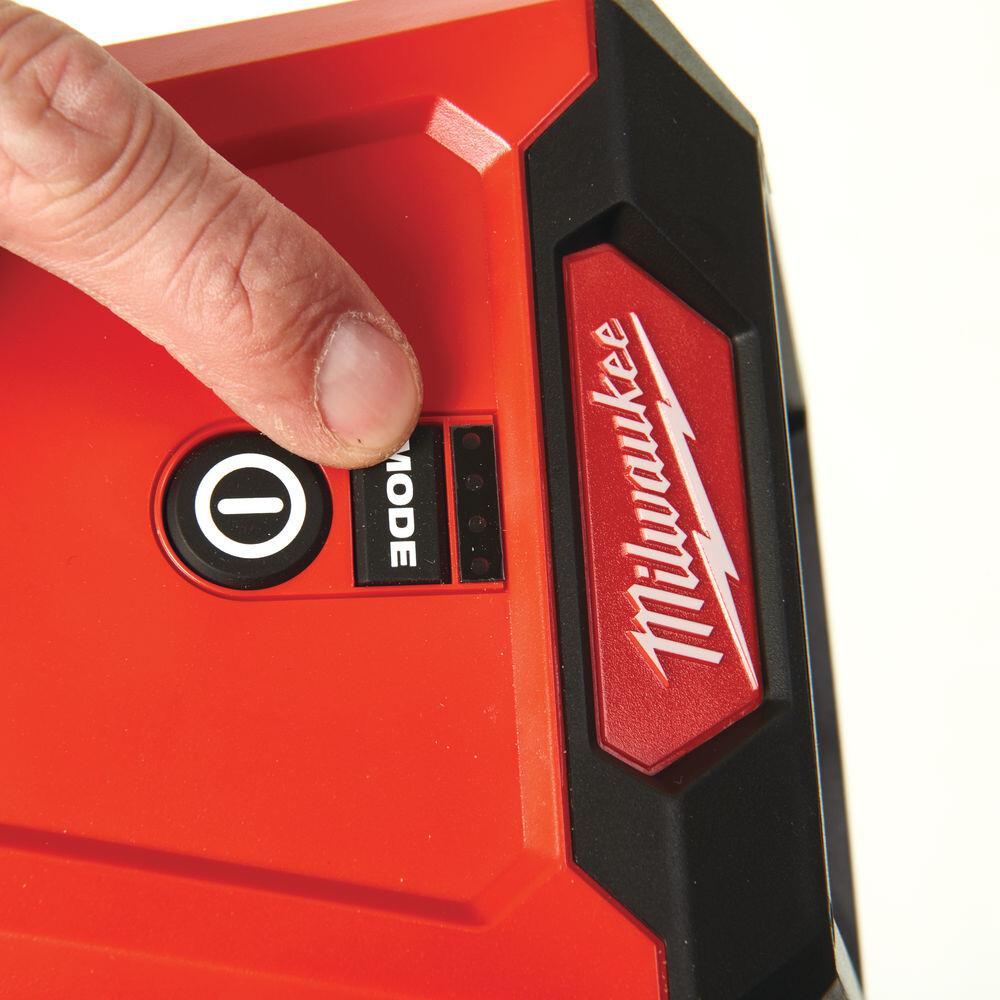 Прожектор Milwaukee M12 AL-0 (4933451394)