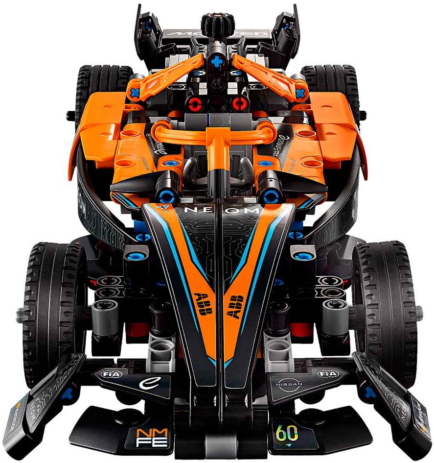 Конструктор Lego Technic Гоночный автомобиль NEOM McLaren Formula E (42169)