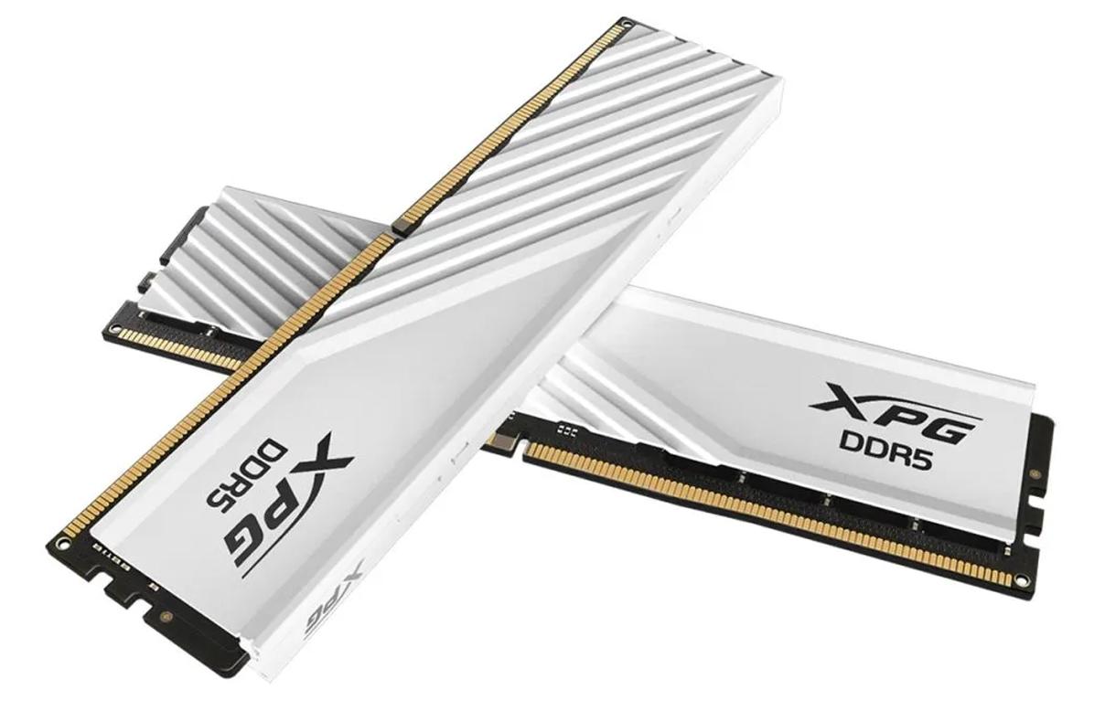 Оперативная память A-Data XPG Lancer Blade 32GB DDR5 White (AX5U6000C3016G-DTLABWH)
