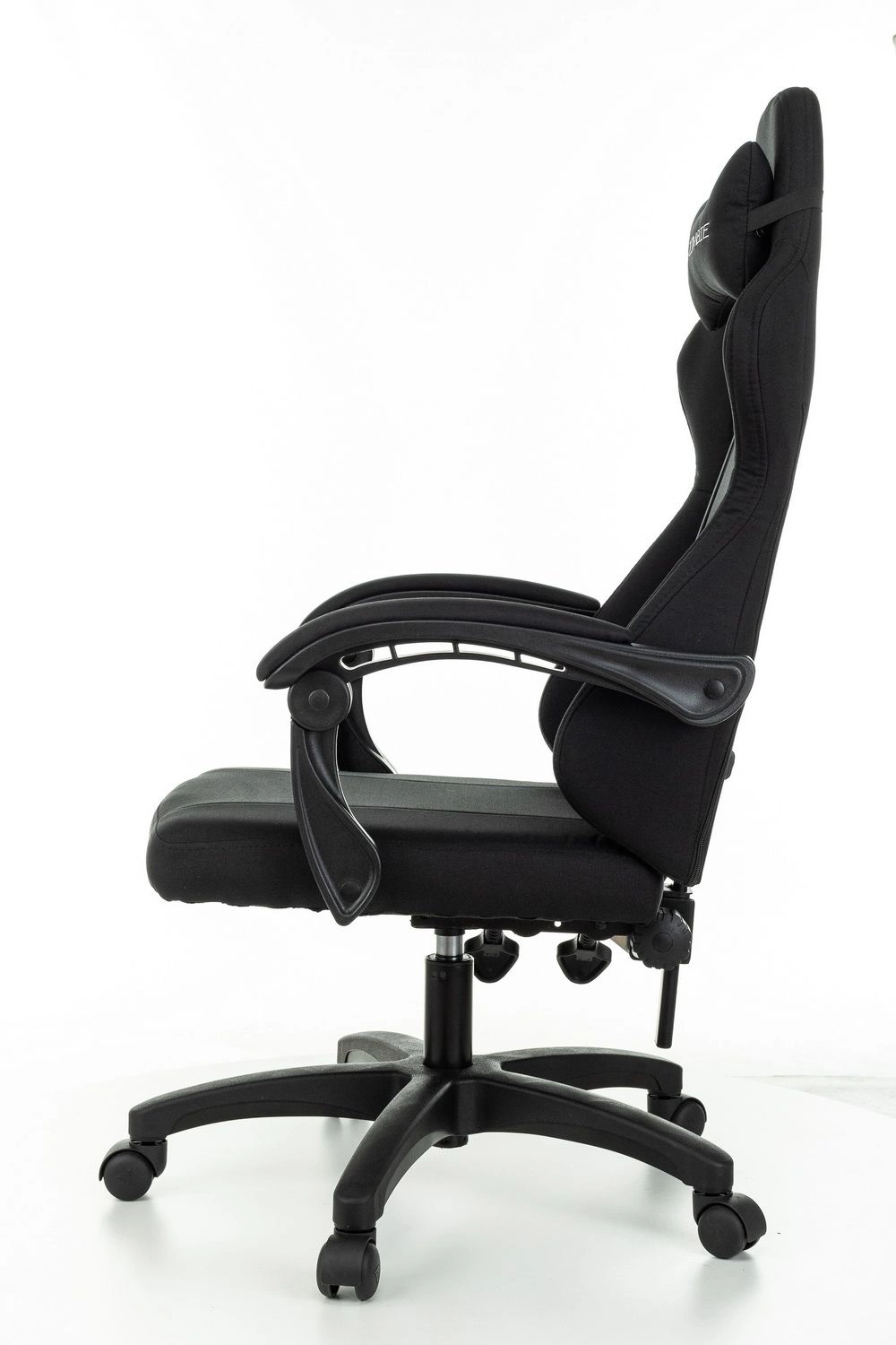 Офисное кресло Zombie Rudger черный пластик