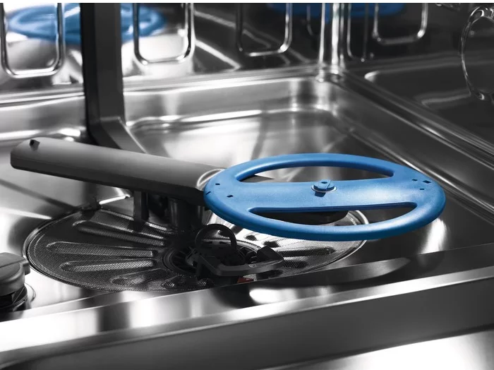 Посудомоечная машина Electrolux EEM48300L