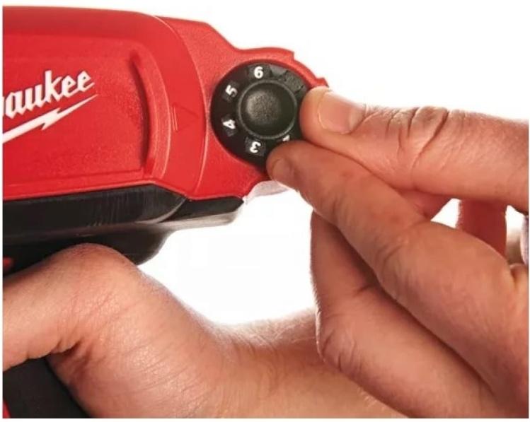 Термоклеевой пистолет Milwaukee M12 PCG/310C-201B (4933441655)