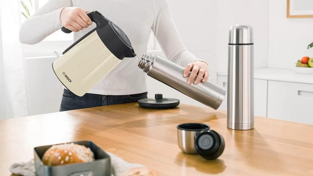 Электрочайник Bosch TWK7L467