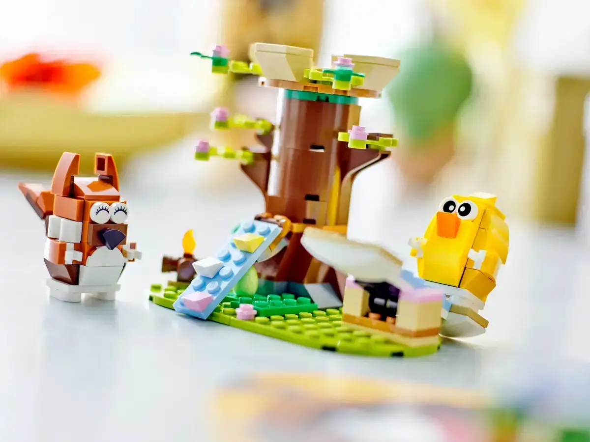 Конструктор Lego Весенняя игровая площадка для животных (40709)