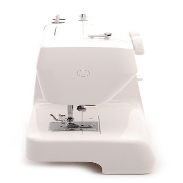 Швейная машина Janome Juno 1815