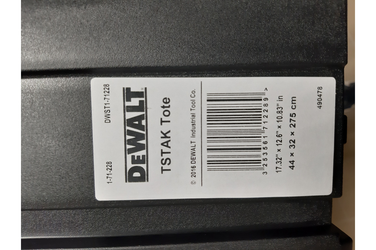 Ящик для инструментов DeWalt DWST1-71228