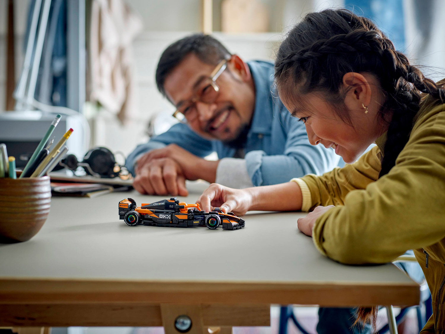Конструктор Lego Speed Champions Гоночный автомобиль F1 McLaren Team MCL38 (77251)