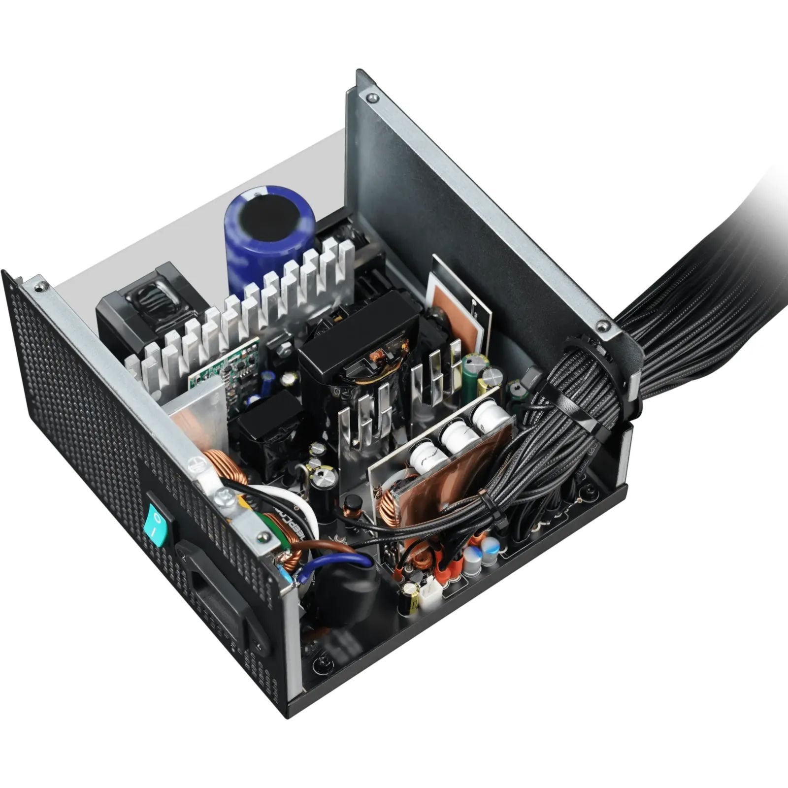 Блок питания Deepcool GAMERSTORM PN750D 750W Black (R-PN750D-FC0B-WGEU-V2)