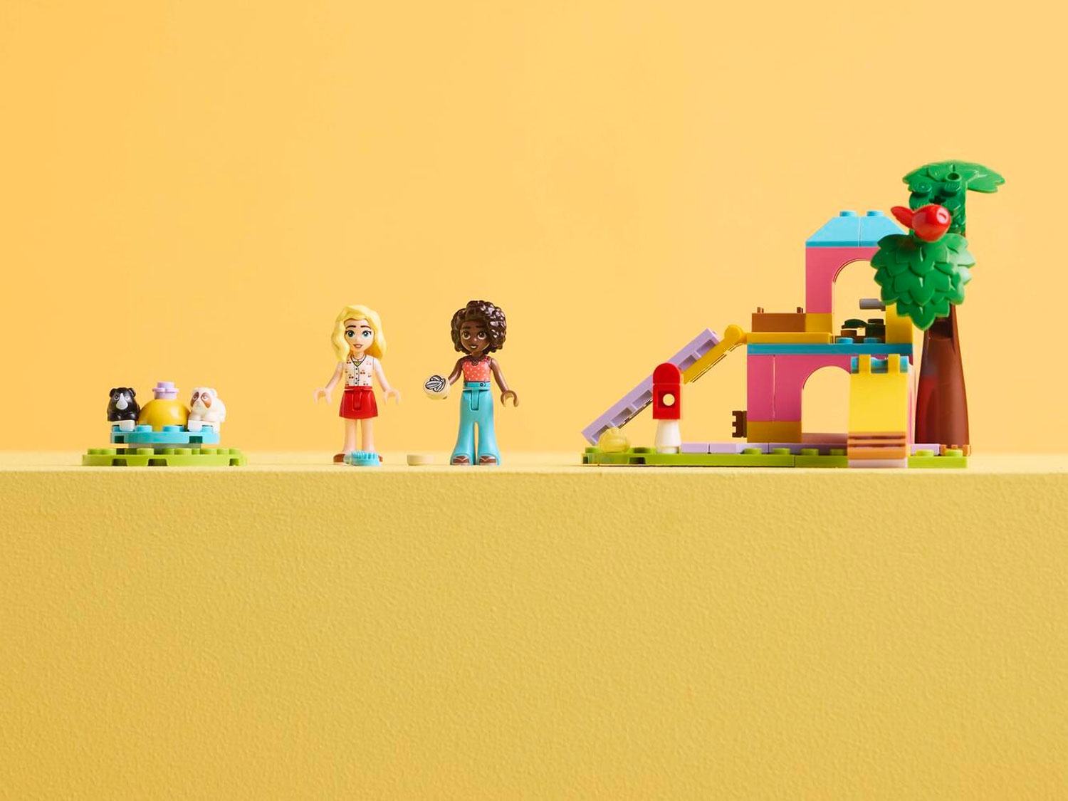 Конструктор Lego Friends Игровая площадка для морских свинок (42640)