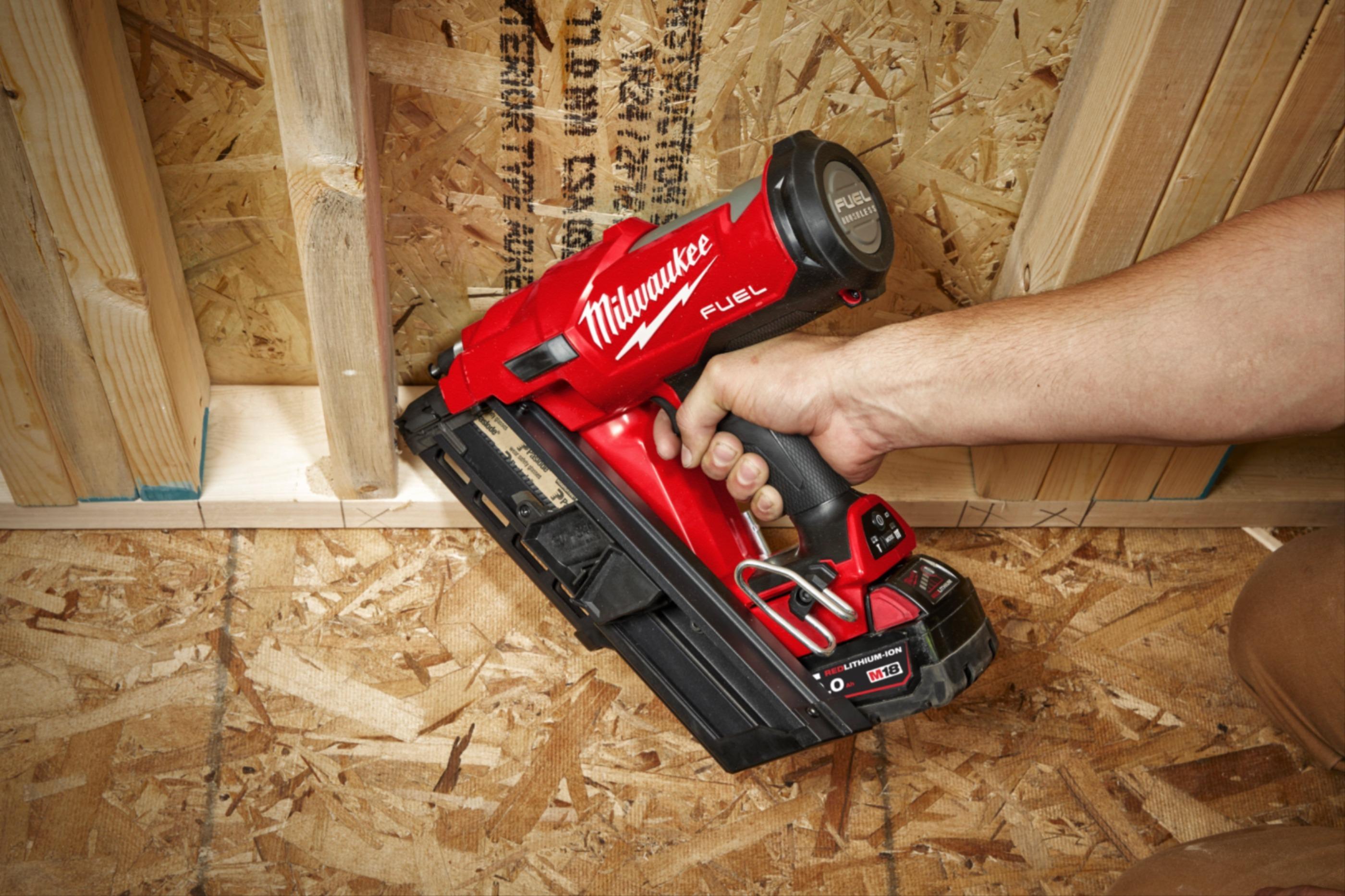 Аккумуляторный нейлер Milwaukee Fuel M18 FFNS-502C (4933478302)