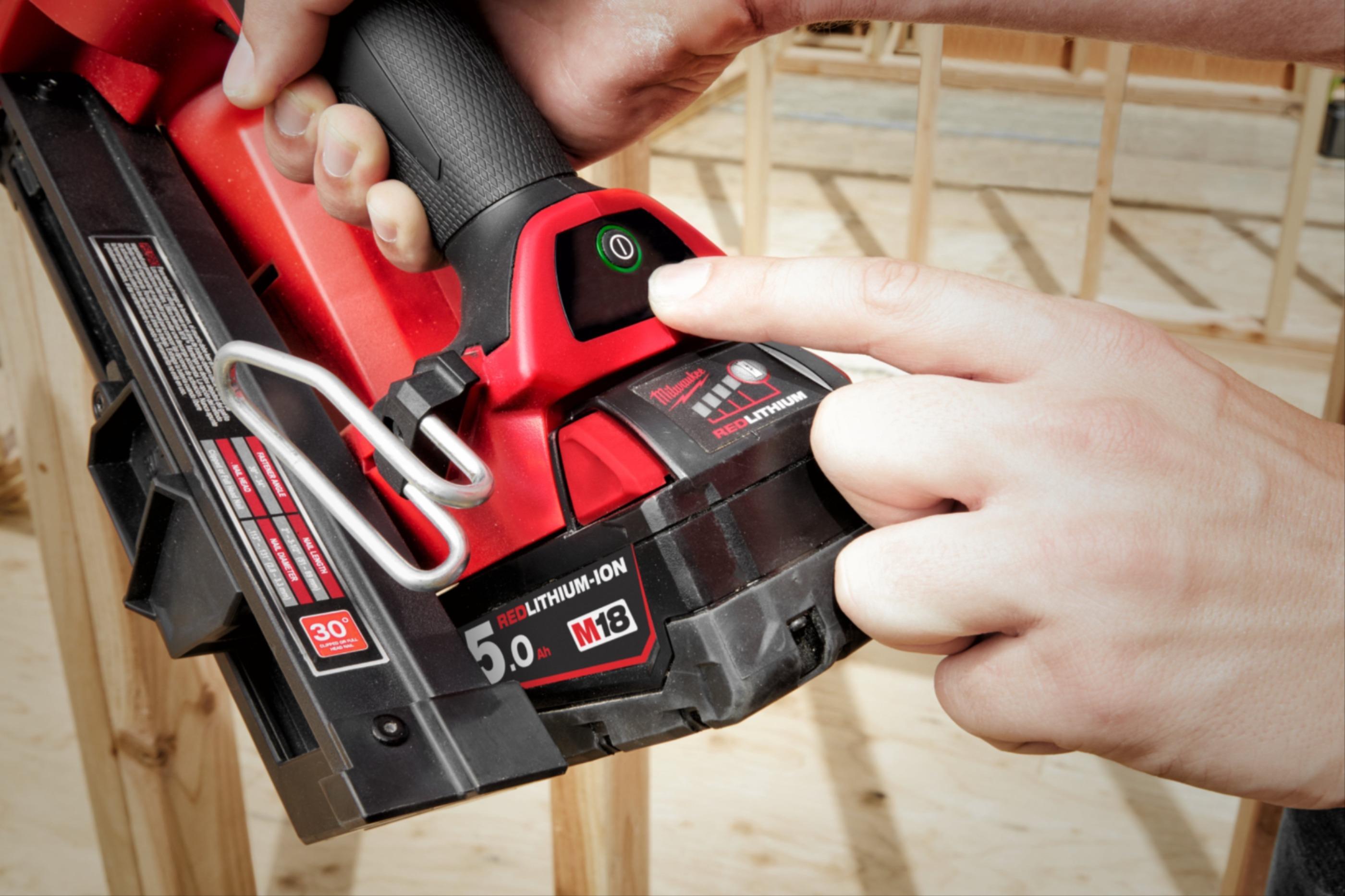 Аккумуляторный нейлер Milwaukee Fuel M18 FFNS-502C (4933478302)