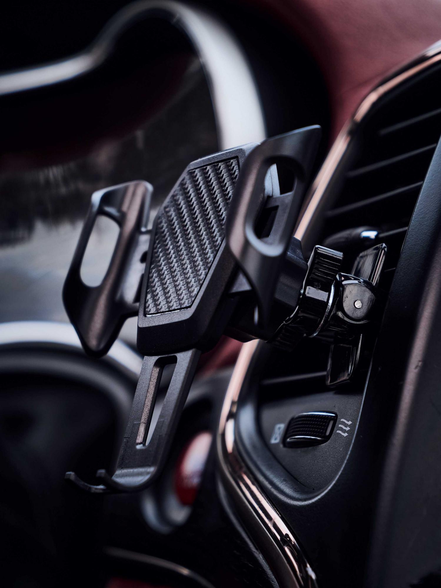 Держатель для смартфона Wiiix HT-471V7-B черный