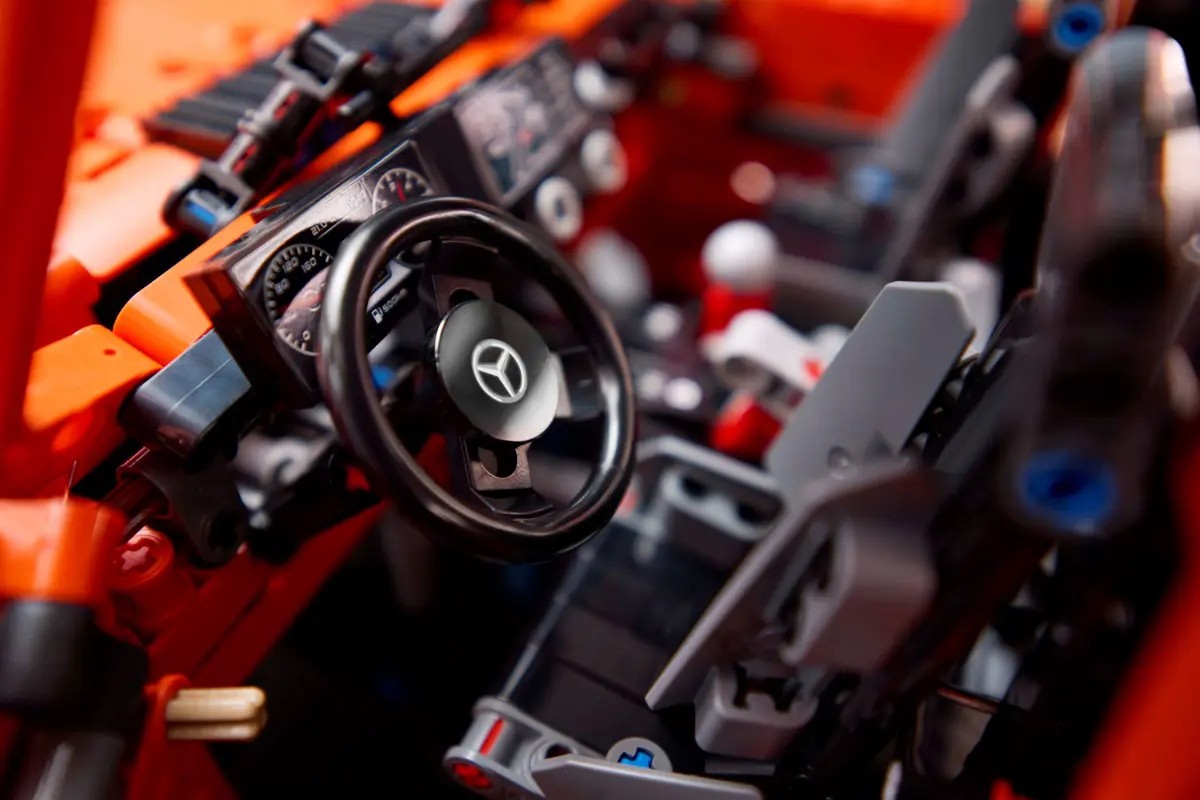 Конструктор Lego Technic Mercedes-Benz G 500 Professional Line (42177)