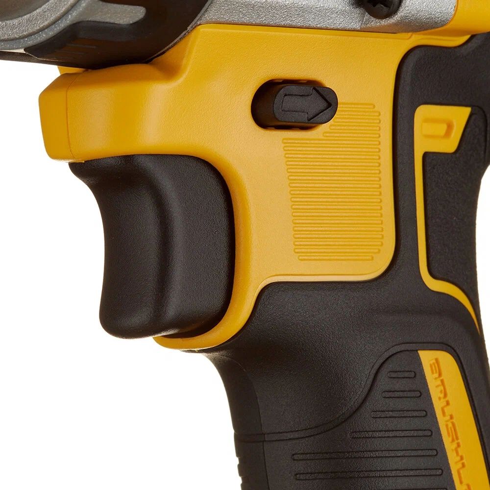 Дрель-шуруповерт DeWalt DCD991NT-XJ