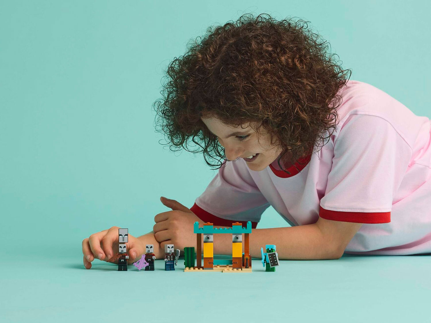 Конструктор Lego Minecraft Пустынный патруль илладжеров (21267)