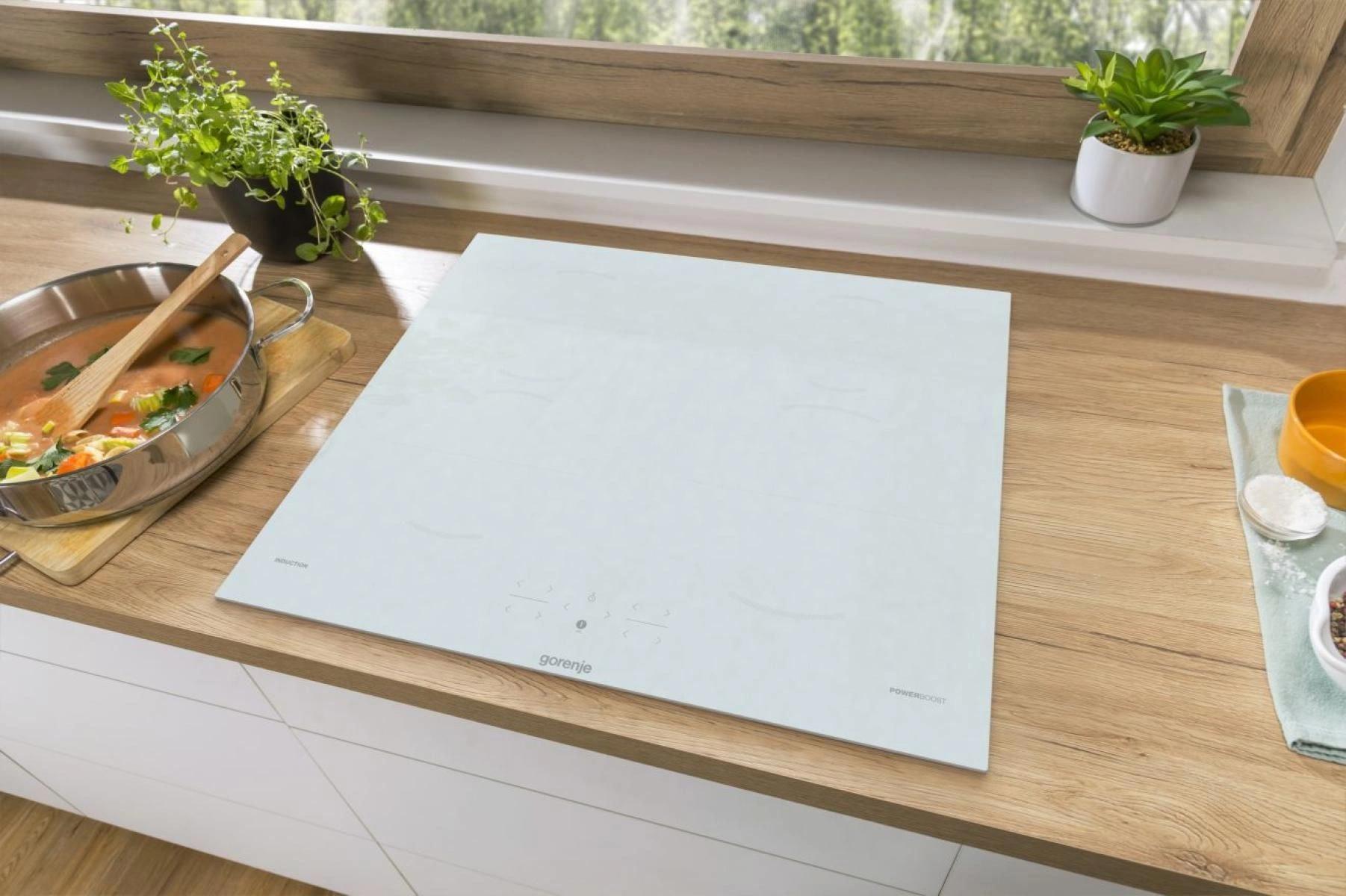 Варочная панель Gorenje GI6401WSC белый