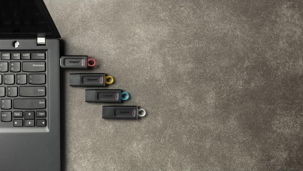 USB Flash-накопитель Kingston Exodia 64GB Black/Blue (DTX/64GB)