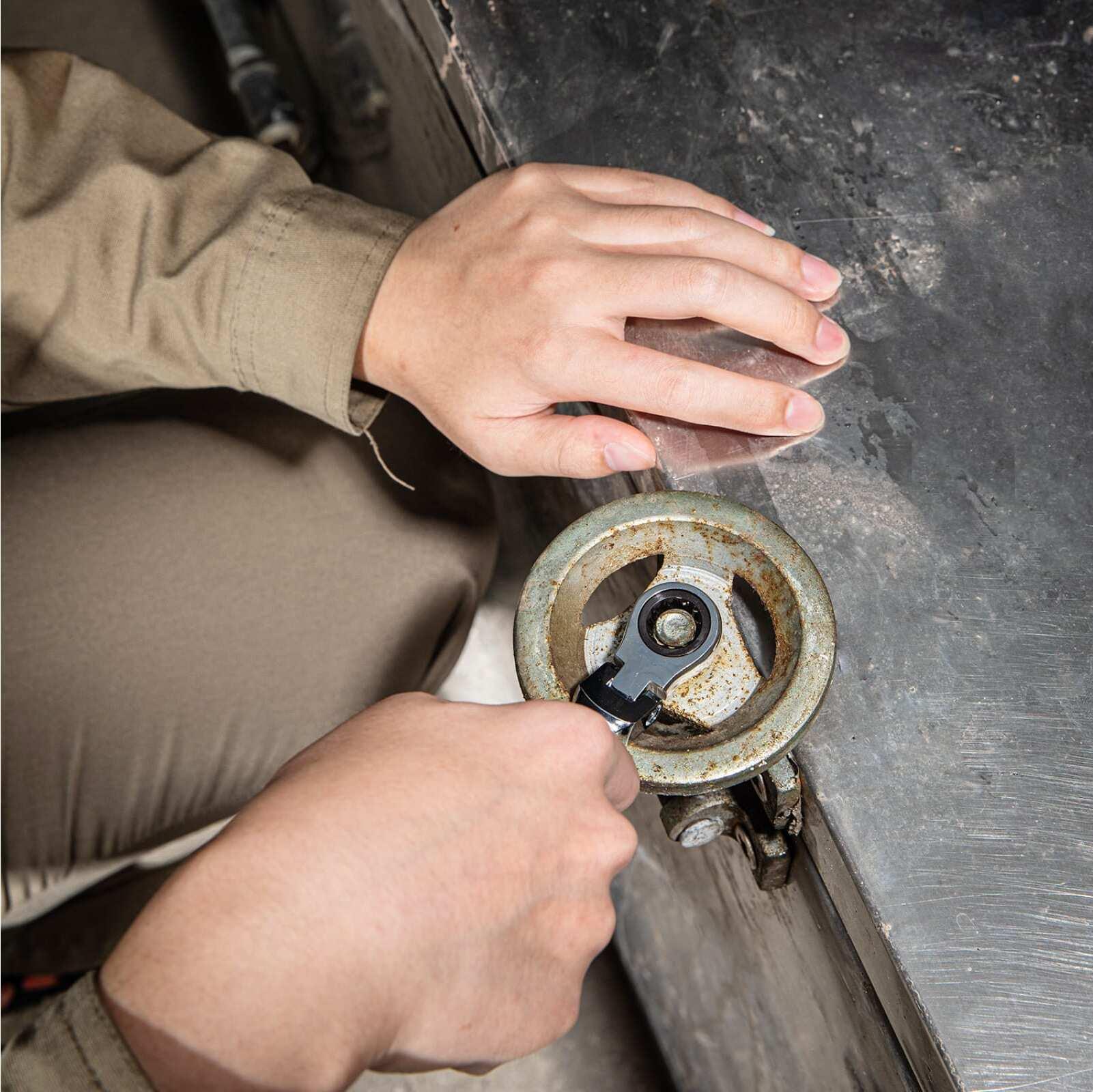 Набор ключей Deli DL140108T